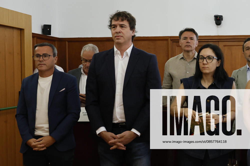 David Sanchez (C), brother of Spanish Prime Minister Pedro Sanchez, and former leader of the Extremadura branch of ruling party PSOE, Miguel Angel Gallardo (L) and former regional Culture s office Elisa Moriano Morales (R) attend to the trial held in the regional Court of Badajoz, Spain on 28 May 2026 in the case of David Sanchez alleged irregular hiring as the head of the performing arts office within the provincial government of Badajoz. Sanchez, who resigned from the post in February face the charges of alleged embezzlement and influence peddling related to his appointment. The brother of Prime Minister David Sanchez face a trial for his allegedly irregular hiring as the head of the performing arts office !ACHTUNG: NUR REDAKTIONELLE NU