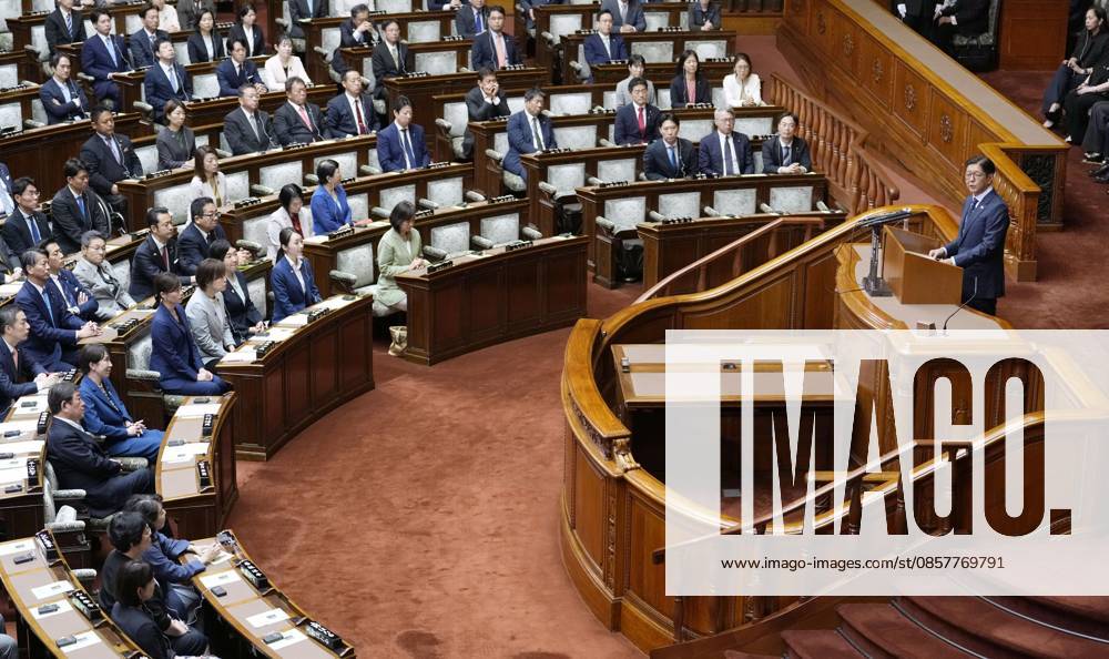 Philippine president in Japan s parliament Philippine President Ferdinand Marcos Jr. makes a speech in the plenary chamber of the House of Councillors in Tokyo on May 28, 2026. A14AA0005617044P