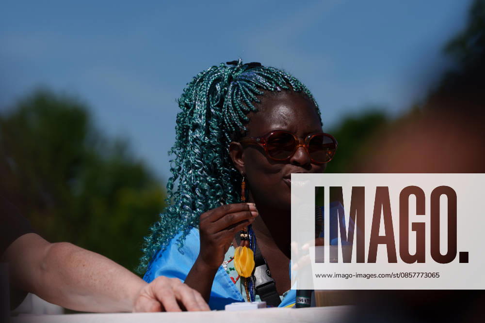 Climate Camp activists prepare for demonstration weekend in Hamm Germany - Hamm, 28.05.2026 Climate Camp activist Ina-Maria Shikongo speaks during press conference ahead of planned demonstrations against fossil gas infrastructure in Hamm. Organizers announced actions and protests scheduled for Friday and Saturday. North Rhine-Westphalia
