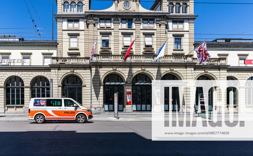 Knife attack with multiple injuries, Winterthur, Switzerland Winterthur, Switzerland, 28th May 2026 A few hours after the knife attack at Winterthur train station, the police are still visibly present A total of four people were injured, some seriously