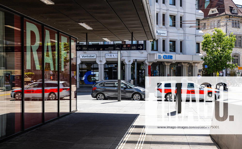 Knife attack with multiple injuries, Winterthur, Switzerland Winterthur, Switzerland, 28th May 2026 A few hours after the knife attack at Winterthur train station, the police are still visibly present A total of four people were injured, some seriously