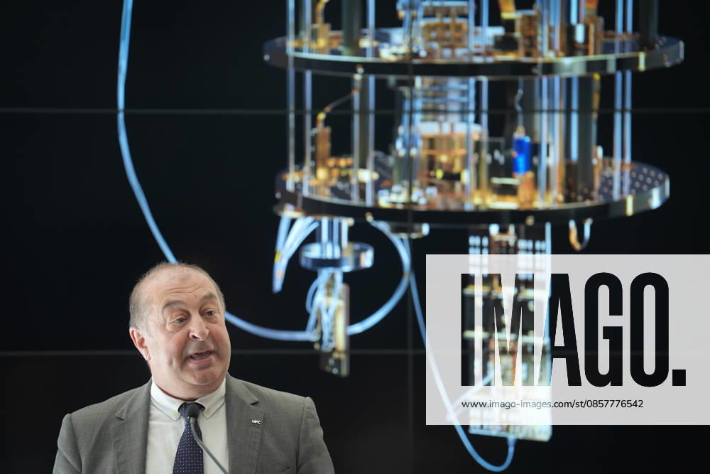 The Barcelona Supercomputing Center presents in Barcelona the MareNostrum Ona quantum computer The rector of the Universitat Politècnica de Catalunya UPC , Francesc Torres, during the official presentation ceremony and subsequent media attention, at the facilities of the Plaza Eusebi Güell, on May 28, 2026, in Barcelona, Catalonia Spain The technical and institutional meeting brings together the Minister of Research of the Generalitat, the Secretaries of State for Science and Digitalization, the Director of the BSC and the Rector of the UPC to present the operational capabilities of this advanced computing infrastructure, a milestone that reinforces the scientific leadership of the region in the development of technological sovereignty and