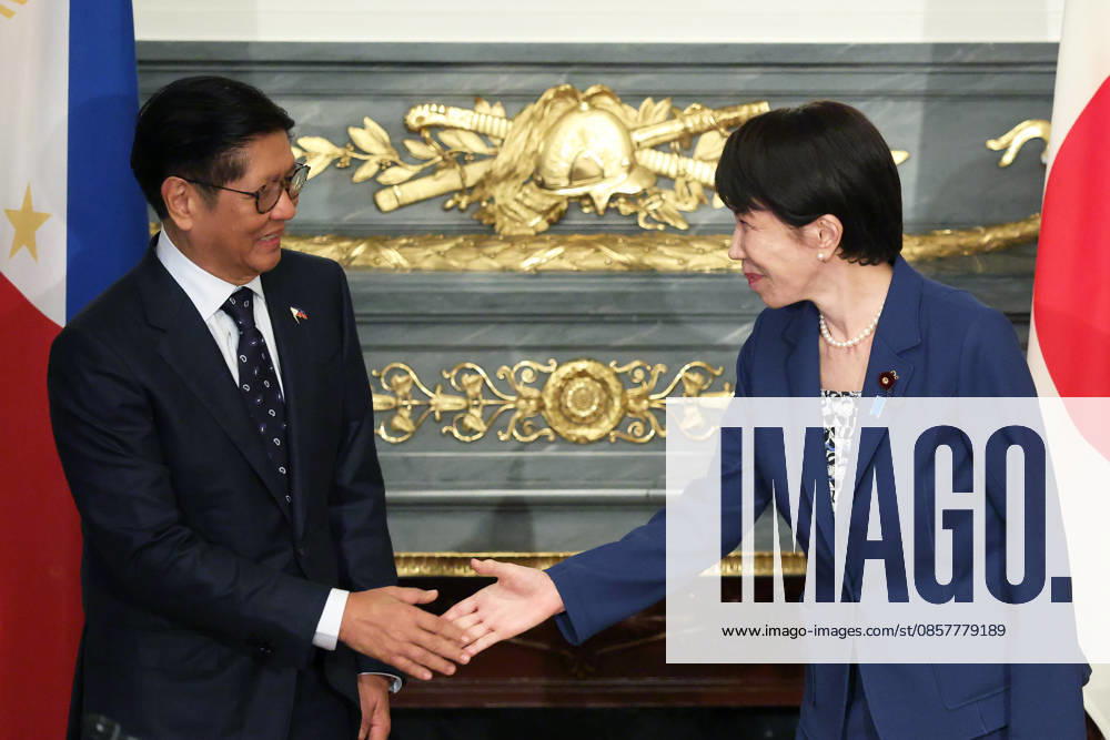 Japan s Prime Minister Sanae Takaichi - Philippines President Ferdinand Marcos Jr. meeting in Tokyo TOKYO, JAPAN - MAY 28: (--- – MANDATORY CREDIT - KIYOSHI OTA POOL BLOOMBERG - NO MARKETING NO ADVERTISING CAMPAIGNS - DISTRIBUTED AS A SERVICE TO CLIENTS----) Japan s Prime Minister Sanae Takaichi meets with Philippines President Ferdinand Marcos Jr. during a summit meeting at the Akasaka Palace state guest house in Tokyo, Japan, on May 28, 2026. Kiyoshi Ota Anadolu Tokyo Japan. Editorial use only. Please get in touch for any other usage.