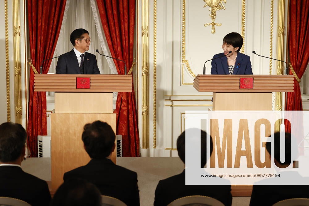 Japan s Prime Minister Sanae Takaichi - Philippines President Ferdinand Marcos Jr. meeting in Tokyo TOKYO, JAPAN - MAY 28: (--- – MANDATORY CREDIT - RODRIGO REYES MARIN POOL - NO MARKETING NO ADVERTISING CAMPAIGNS - DISTRIBUTED AS A SERVICE TO CLIENTS----) Philippine President Ferdinand Marcos Jr. and Japanese Prime Minister Sanae Takaichi speak during a joint press conference at the Akasaka Palace State Guest House on May 28, 2026, in Tokyo, Japan. Rodrigo Reyes Marin Anadolu Tokyo Japan. Editorial use only. Please get in touch for any other usage.