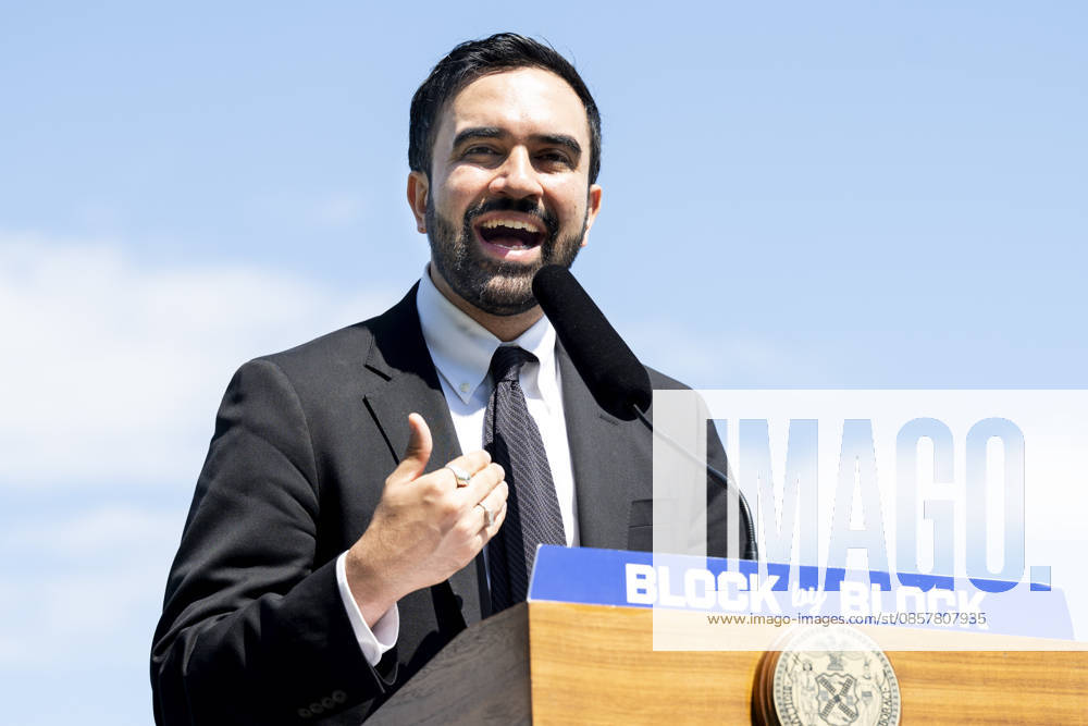 New York City Mayor ZOHRAN MAMDANI (D) speaking at a press conference about housing in Whitey Ford Field in Queens, New York. Queens United States - ZUMAb161 20260528_aap_b161_014