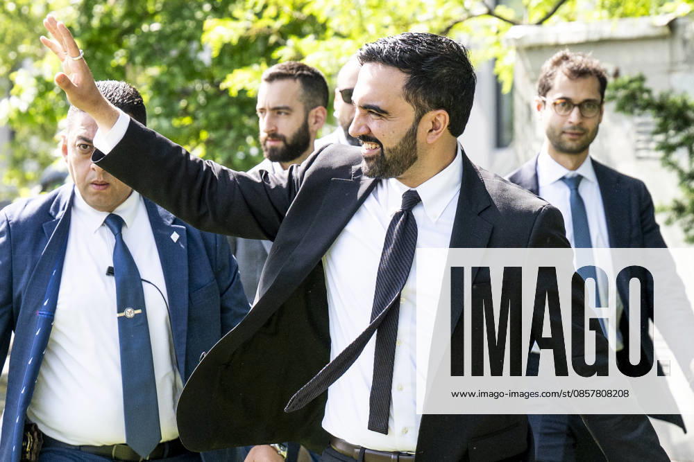 New York City Mayor ZOHRAN MAMDANI (D) waving while arriving for a press conference about housing in Whitey Ford Field in Queens, New York. Queens United States - ZUMAb161 20260528_aap_b161_004