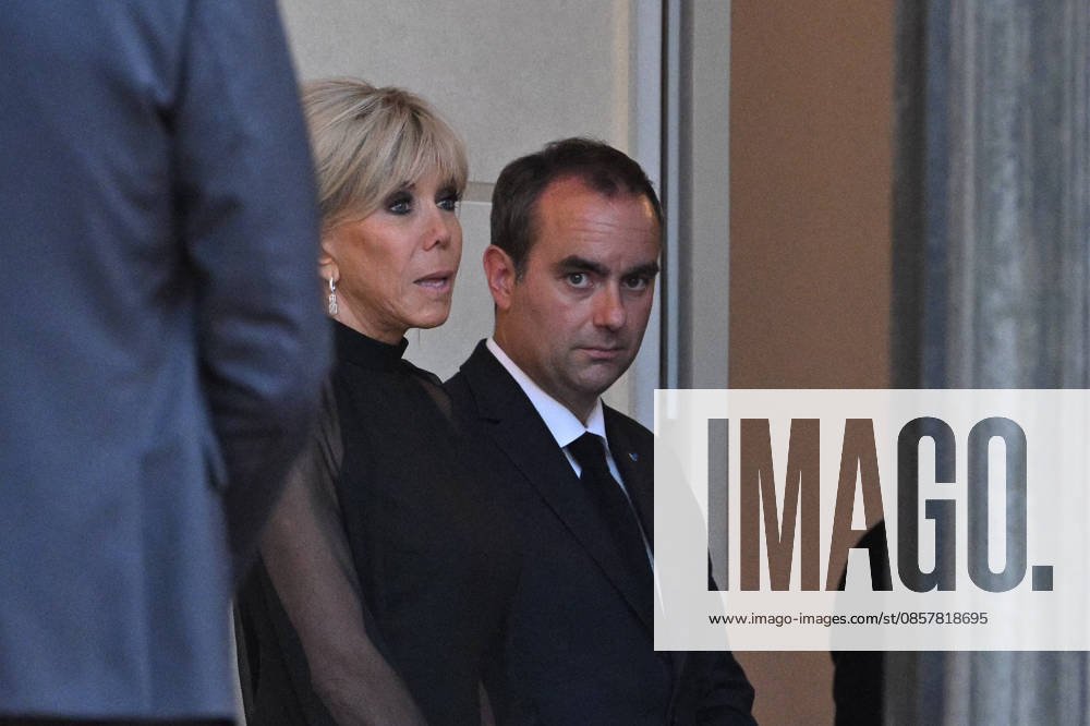 Invited guests arrive for a state dinner at the Elysee FA French First Lady Brigitte Macron looks on next to Prime Minister Sebastien Lecornu ahead a state dinner as part of Indonesia s President s visit at The Elysee Presidential Palace in Paris on May 28, 2026. Photo by Firas Abdullah ABACAPRESS.COM Paris Ile-de-France France