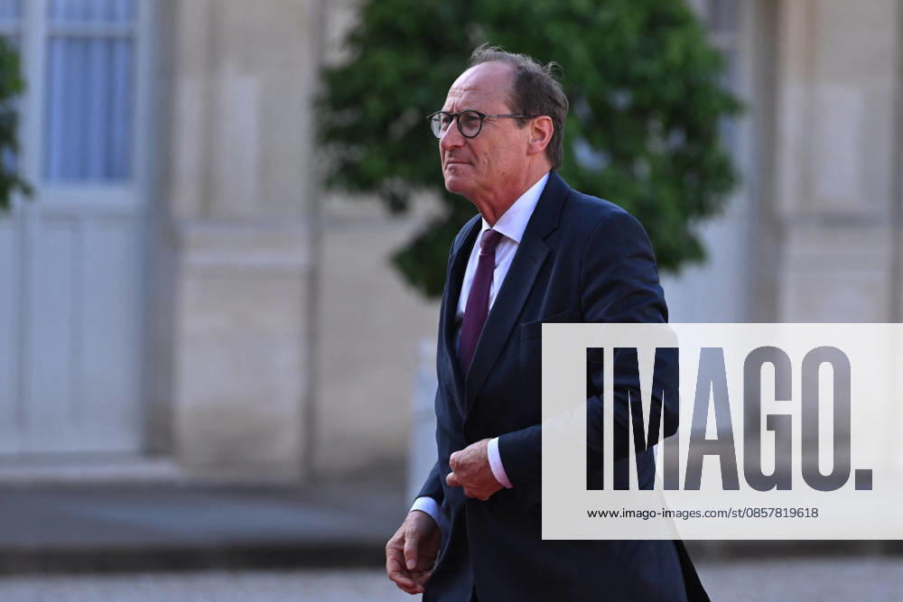 Invited guests arrive for a state dinner at the Elysee FA Les Democrates MP Bruno Fuchs arrives for a state dinner as part of Indonesia s President s visit at The Elysee Presidential Palace in Paris on May 28, 2026. Photo by Firas Abdullah ABACAPRESS.COM Paris Ile-de-France France