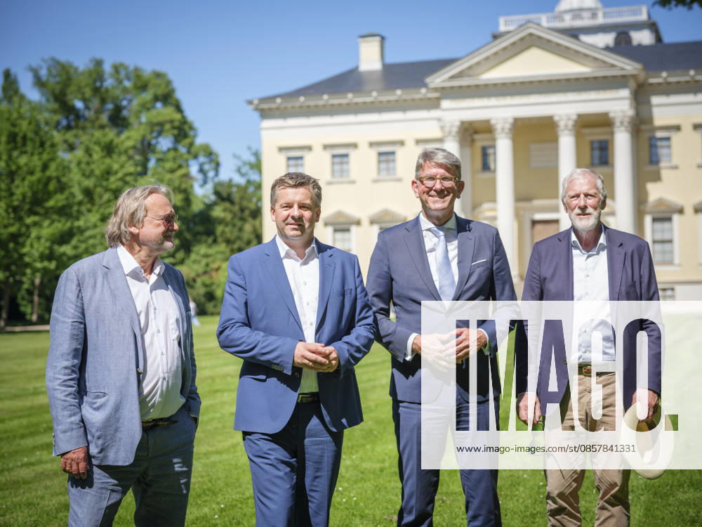 DEU, Saxony-Anhalt, Wörlitz, 2026 05 27 l r Prof Dr Harald Meller Komm Director KsDW , Sven Schulze CDU Prime Minister S A , Dr Wolfram Weimer BKM , Rainer Robra Minister of Culture S A in front of the Wörlitz Castle on the occasion of the groundbreaking ceremony for the visitor center of the Unesco World Heritage Garden Kingdom Dessau Wörlitz, culture, poli