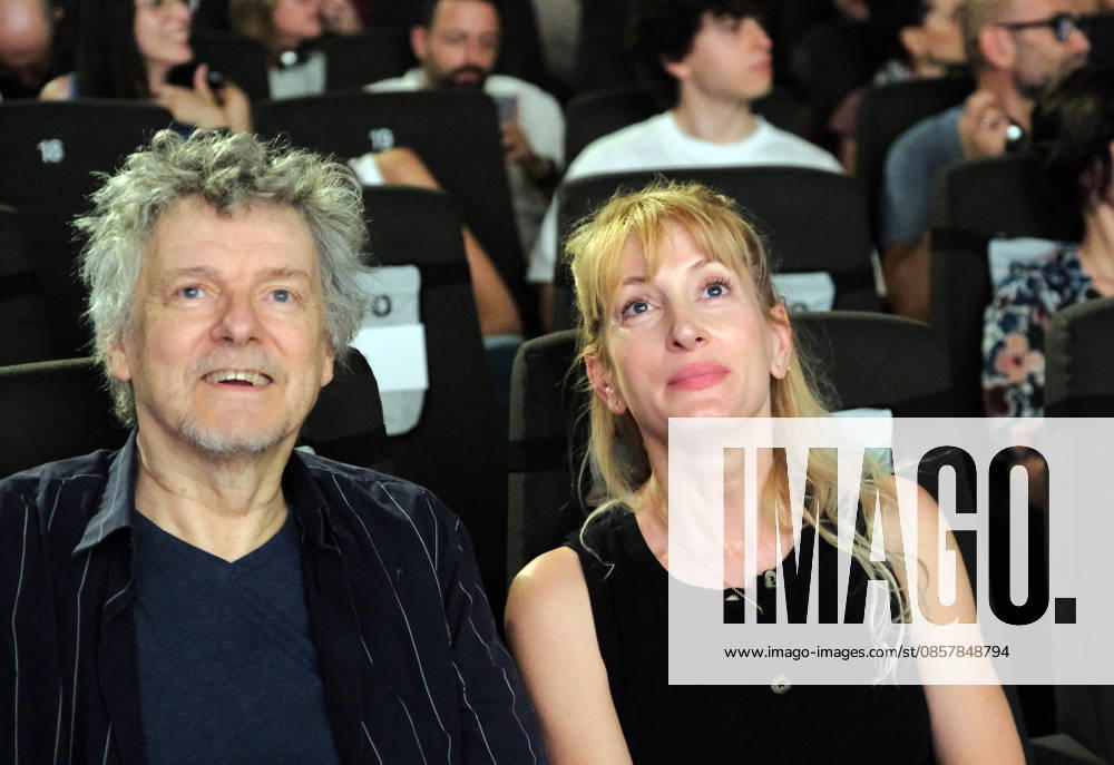 Michel Gondry With Wife At Stella Della Mole Award Ceremony - Turin French director Michel Gondry receives the Stella della Mole award in recognition of his contribution to filmmaking during a ceremony at Cinema Massimo in Turin, Italy, on May 28, 2026 alongside his wife and National Cinema Museum director Carlo Chatrian, as he reviews his eclectic career and introduces the screening of Microbo&Gasolina. Photo by Costantino Sergi IPA ABACAPRESS.COM Torino Torino