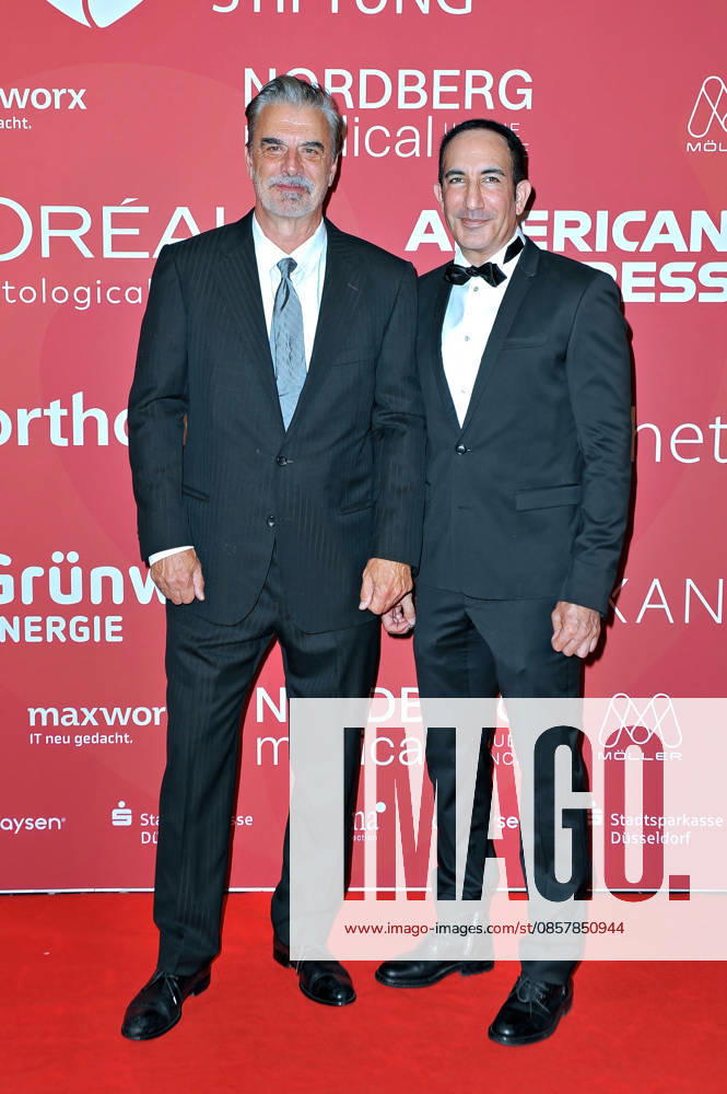 Charity Night of the Umbrella Foundation Chris Noth and Afschin Fatemi on the occasion of the Charity Night of the Umbrella Foundation on 28 05 2026 at the Hyatt Regency Düsseldorf 20260528MWI125948