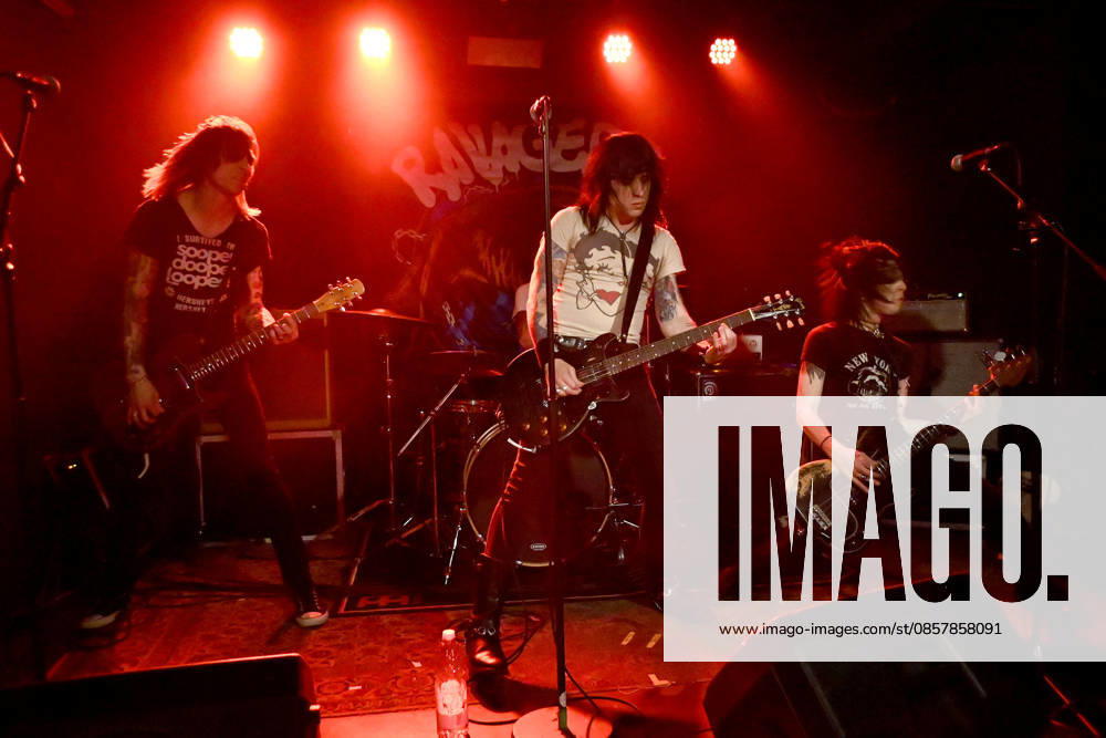 Matt Gabs, Alex Hagen and Sam Hariss from Ravagers live at a concert at Lux Hannover, 28 05 2026 Foto:xR.xKeuntjex xFuturexImagex ravagers_6513