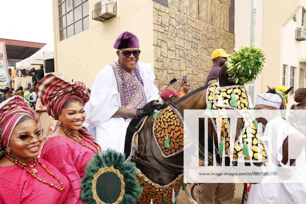 Ojude Oba Festival brings colorful celebrations to Ogun State in Nigeria OGUN STATE, NIGERIA - MAY 29: Traditional Ojude Oba Festival held takes place in honor of the Awujale, the traditional ruler of the Ijebu Kingdom, with residents filling the streets in vibrant traditional attire, in Ogun State in southwestern Nigeria, on May 29, 2026. The festival, symbolizing cultural identity, unity, and togetherness, features music and dancing as participants from different age and social groups join the celebrations. Emmanuel Osodi Anadolu Ogun Nigeria. Editorial use only. Please get in touch for any other usage.