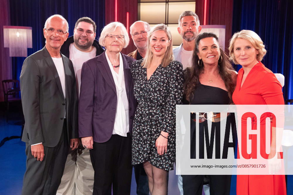 From left Christoph Maria HERBST, actor, Leon XSKINCARE, influencer, Elfriede HEITKAMP, author, Harald LESCH, presenter, scientist, Ruth MOSCHNER, actress, Micky BEISENHERZ, presenter, Christine NEUBAUER, actress, Susan LINK, presenter, guest on the program ,,Koelner Treff,, on WDR television