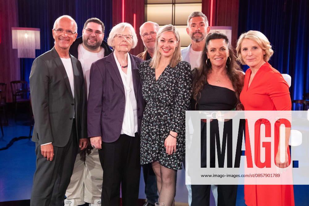 From left Christoph Maria HERBST, actor, Leon XSKINCARE, influencer, Elfriede HEITKAMP, author, Harald LESCH, presenter, scientist, Ruth MOSCHNER, actress, Micky BEISENHERZ, presenter, Christine NEUBAUER, actress, Susan LINK, presenter, guest on the program ,,Koelner Treff,, on WDR television