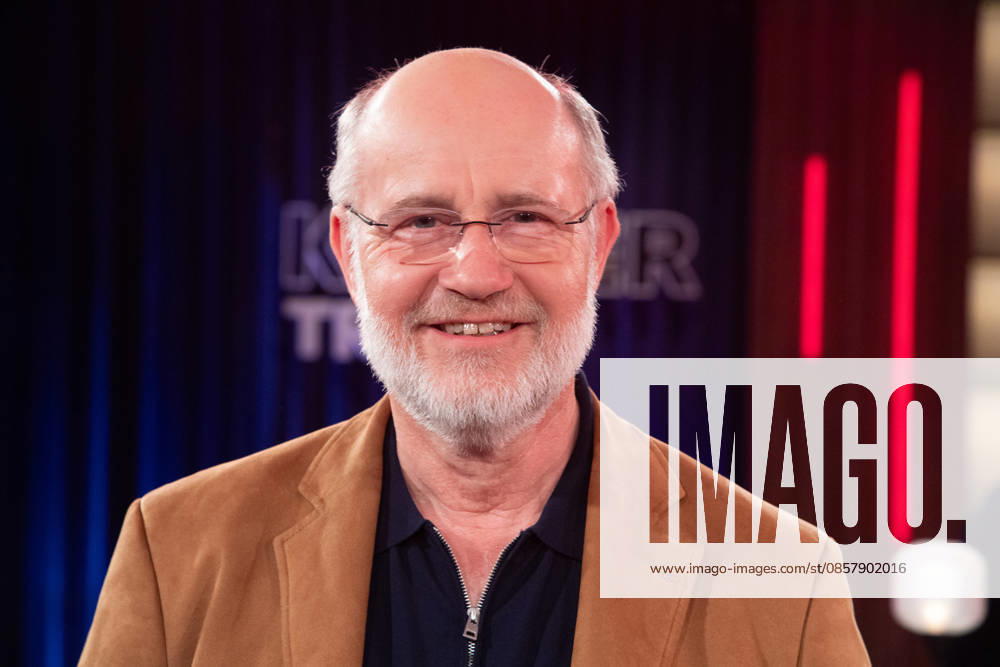 Harald LESCH, moderator, scientist, portrait, portrait, single image, cropped single motif, guest in the program ,,Koelner Treff,, on WDR television