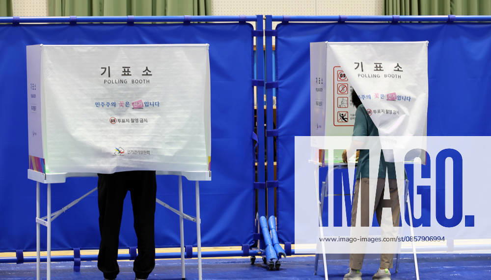 2nd day of early voting 2nd day of early voting People vote at a polling station in Cheongju, about 110 kilometers south of Seoul, on May 30, 2026, the second and final day of early voting for the June 3 local elections. (Yonhap) 2026-05-30 10:47:58 < 1980-2026 YONHAPNEWS AGENCY. .> ûÁÖ½oÃæÃ»ºÏµµ ÃæÃ»ºÏµµ,ÃæÃ»ºÏµµ