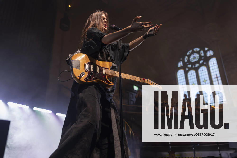 Sofia Isella performs at Manchester Albert Hall Sofia Isella performs at Albert Hall, Manchester, England, 29th May 2026, Credit:Mike Gray MIKE GRAY - B4227 Avalon