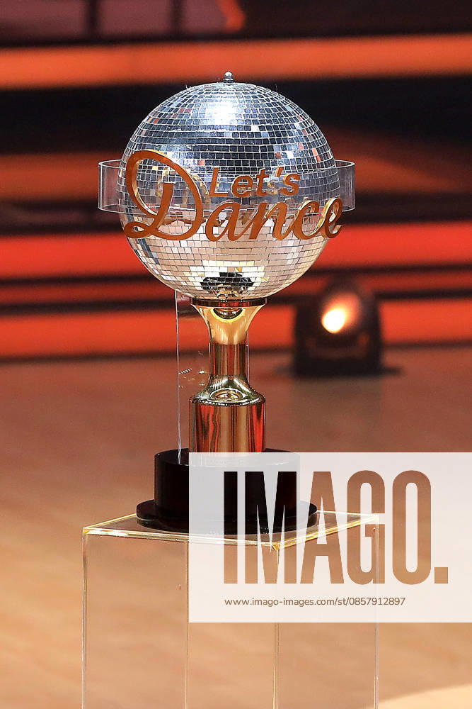 Final of the TV show Lets Dance in Cologne The trophy at the final of the 19th season of the RTL dance show Lets Dance in the Coloneum Cologne NRW Germany