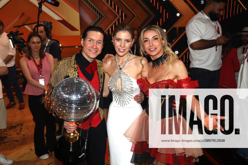 Final of the TV show Lets Dance in Cologne Presenter Victoria Swarovski, Anna Carina Woitschack and Evgeny Vinokurov at the final of the 19th season of the RTL dance show Lets Dance at the Coloneum Cologne NRW Germany