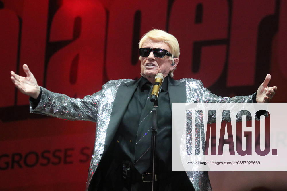 Heino at SchlagerOlymp 2026 Performance at the Schlager Festival on 30 05 2026 at the Central Festival Square in Berlin