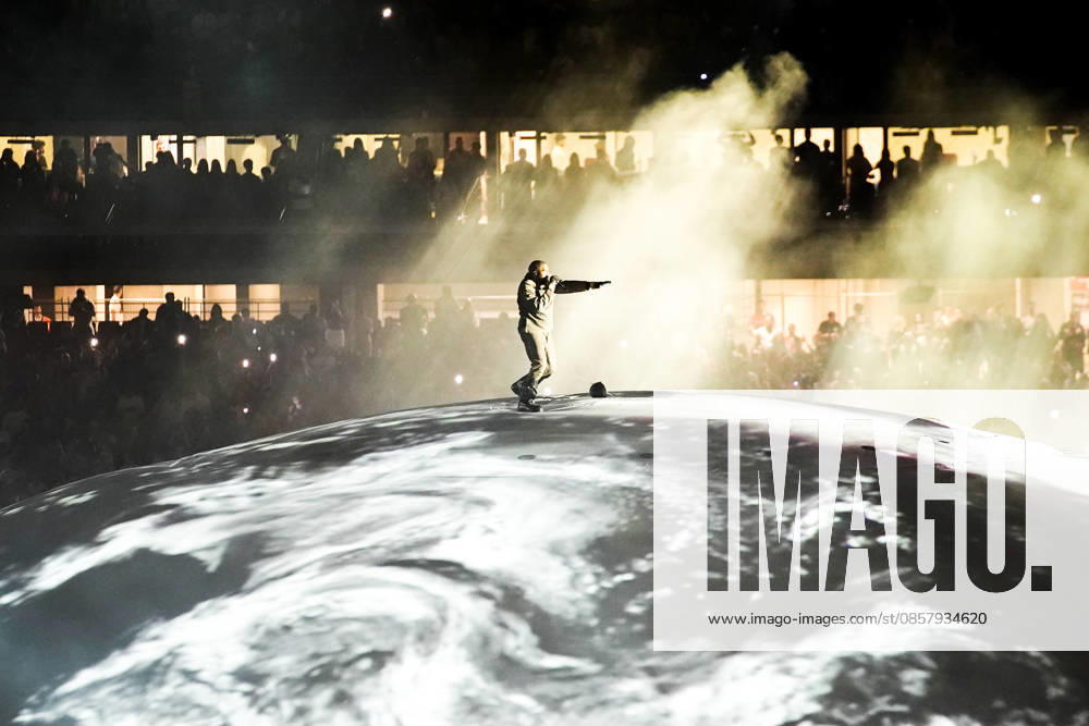 World-famous rap icon Kanye West performs in Istanbul for the first time ISTANBUL, TURKIYE - MAY 30: World-famous rap artist Kanye West performs live on stage for the first time in Istanbul, Turkiye, on May 30, 2026. Considered one of the biggest music events of the year, the mega concert was held at the Ataturk Olympic Stadium in cooperation with NTRteam. Muhammed Ali Yigit Anadolu Istanbul Turkey. Editorial use only. Please get in touch for any other usage.