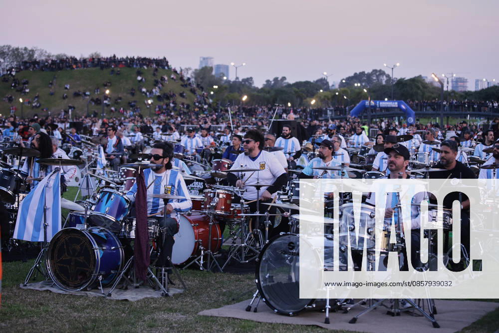 Drummers seek the Guinness World Record with more than 400 drums playing simultaneously in Buenos Aires BUENOS AIRES, ARGENTINA - MAY 30: More than 400 drummers perform simultaneously during the new edition of the Baterias a la Plaza festival at Parque Arroyo Vega in Buenos Aires, Argentina, on May 30, 2026. The event gathered musicians from across the country to share a unique open-air musical experience alongside influential figures of the Argentine drumming scene, as participants played synchronized patterns to create a collective soundscape. Luciano Gonzalez Anadolu Buenos Aires Argentina. Editorial use only. Please get in touch for any other usage.