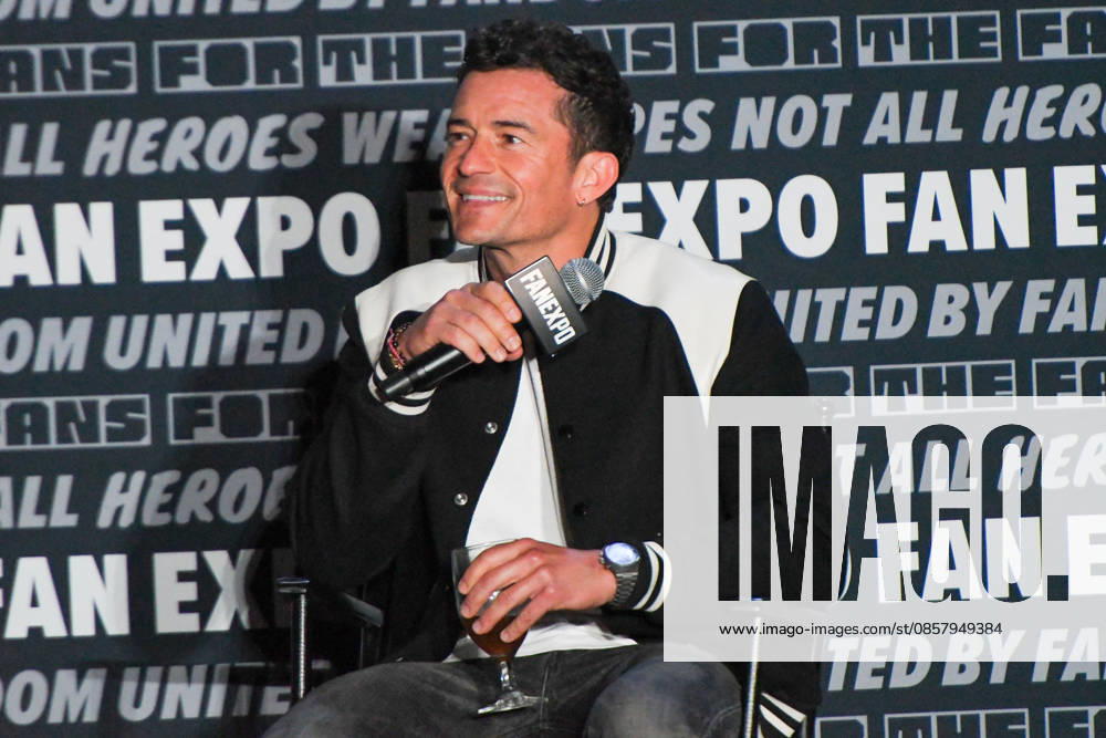Actor ORLANDO BLOOM, participates in a fan Q&A the Philadelphia FanExpo held at the Philadelphia Convention Center in downtown Philadelphia PA Philadelphia United States - ZUMArf1_ 20260530_zaf_rf1_051