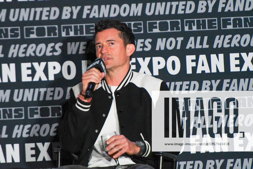 Actor ORLANDO BLOOM, participates in a fan Q&A the Philadelphia FanExpo held at the Philadelphia Convention Center in downtown Philadelphia PA Philadelphia United States - ZUMArf1_ 20260530_zaf_rf1_054