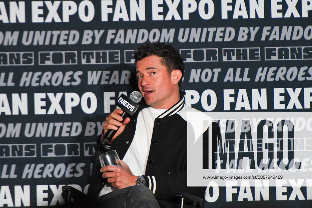 Actor ORLANDO BLOOM, participates in a fan Q&A the Philadelphia FanExpo held at the Philadelphia Convention Center in downtown Philadelphia PA Philadelphia United States - ZUMArf1_ 20260530_zaf_rf1_056
