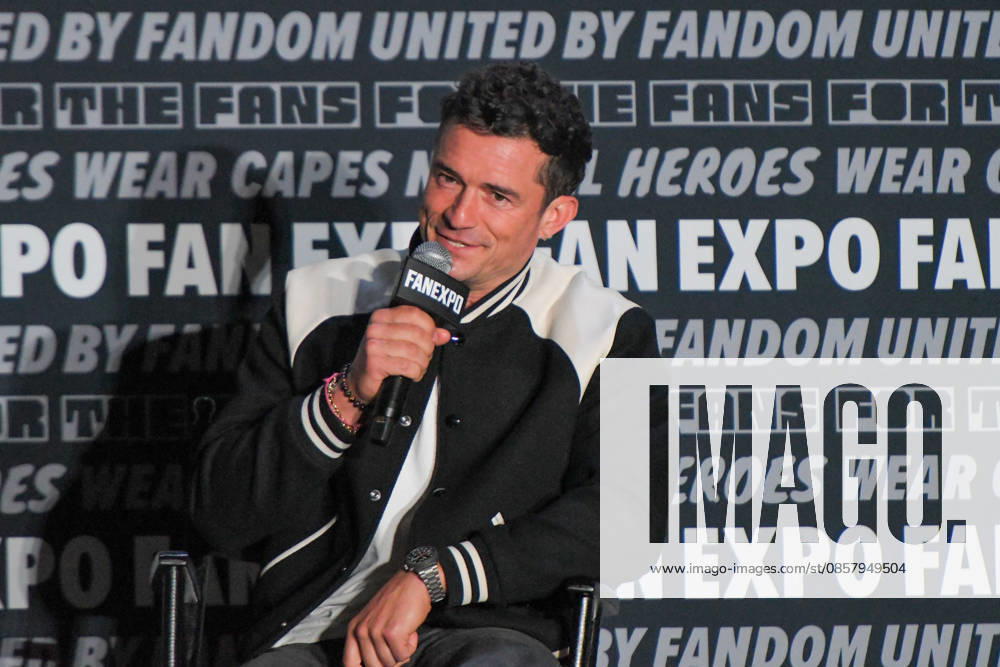 Actor ORLANDO BLOOM, participates in a fan Q&A the Philadelphia FanExpo held at the Philadelphia Convention Center in downtown Philadelphia PA Philadelphia United States - ZUMArf1_ 20260530_zaf_rf1_060