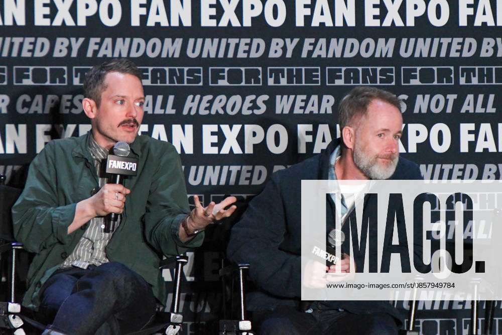 Actors ELIJAH WOOD and BILLY BOYD participate in a fan Q&A the Philadelphia FanExpo held at the Philadelphia Convention Center in downtown Philadelphia PA Philadelphia United States - ZUMArf1_ 20260530_zaf_rf1_074