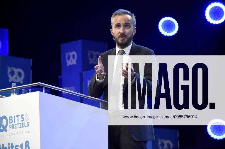Jan Böhmermann at the 6-bit Pretzels Founders Festival 2018 at the ICM Munich 30 09 2018 Foto:xP.xSchönbergerx xFuturexImage
