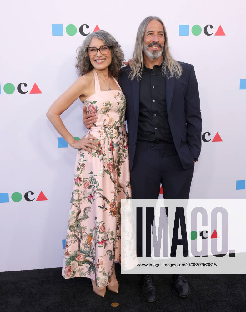 Robert Russell and Lisa Edelstein attend the MOCA Gala 2026 at The Geffen Contemporary at MOCA in Los Angeles, CA on Saturday, May 30, 2026. LAP20260530416 GregxGrudt