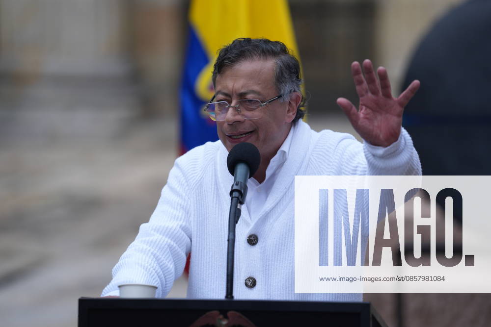 Colombian presidential elections BOGOTA, COLOMBIA - MAY 31: Colombian President Gustavo Petro delivers a speech as he casts his vote at Polling Station No. 1, marking the start of the presidential election day, where voters head to the polls to elect the country s next president in Bogota, Colombia on May 31, 2026. Juancho Torres Anadolu Bogota Colombia. Editorial use only. Please get in touch for any other usage.