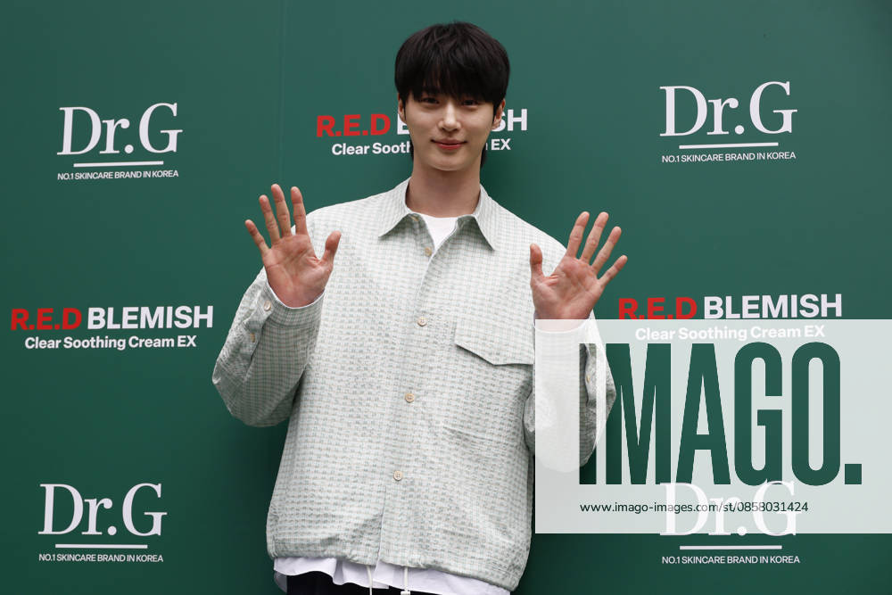 Byeon Woo-seok attends Dr.G pop-up store event in South Korea South Korean actor Byeon Woo-seok poses for photographers during a pop-up store event celebrating the product renewal of Korean dermocosmetic brand Dr.G in Seoul, South Korea, on June 01, 2026. Seoul South Korea