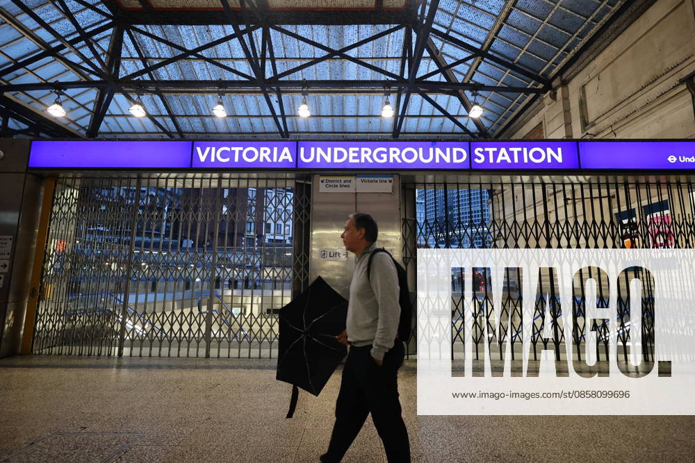 London, UK. A commuter walks past closed Victoria Station in central London during a 24-hour Tube strike linked to a dispute over a proposed voluntary four-day working week. London UK - ZUMAl94_ 20260602_zaf_l94_001