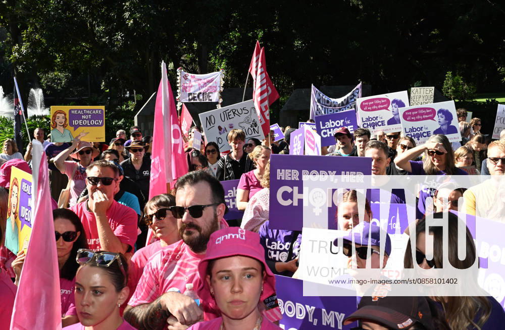 QLD NURSES RALLY, Nurses, midwives and pro-choice supporters are seen during a protest against the Katter Australian Party action to block expanded access to early pregnancy medical termination at the City Botanic Gardens in Brisbane, Tuesday, June 2, 2026. ( NO ARCHIVING Brisbane Queensland Australia