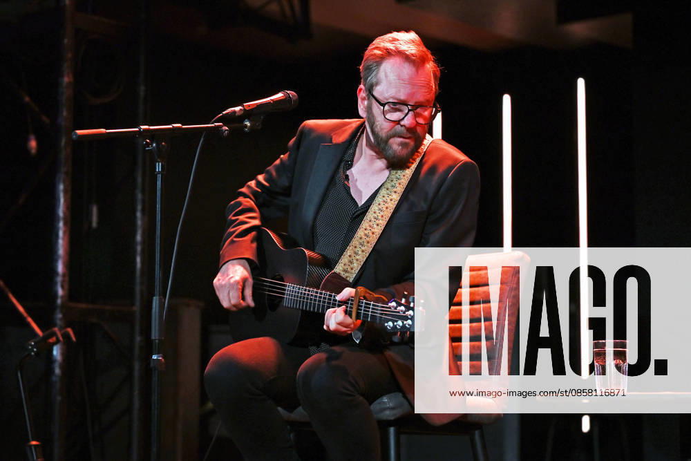 Kiefer Sutherland performing at Circuit in Kingston KINGSTON, ENGLAND - JUNE 01: Kiefer Sutherland performing at Circuit, Kingston on June 01, 2026 in Kingston, England. CAP MAR MAR Great Britain UK