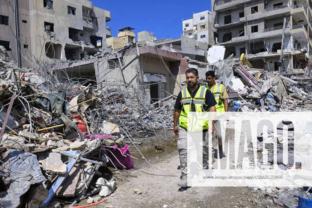 Damage reported near hospital following strike in southern Lebanon TYRE, LEBANON - JUNE 02: Civil defense teams launch search and rescue operations under the rubble after buildings and a parking area opposite Jabal Amel Hospital, the largest hospital in the city of Tyre, were hit in the Maarakah area of southern Lebanon, on June 02, 2026. The hospital building, nearby structures, and vehicles are also damaged. Houssam Shbaro Anadolu Tyre Lebanon. Editorial use only. Please get in touch for any other usage.