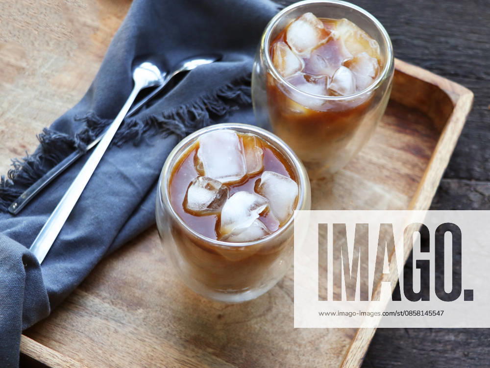IMAGO Creative, Food, Trend, Iced Coffee eiskaffee,eiscafé ** iced coffee,iced coffees 4pk-h7c