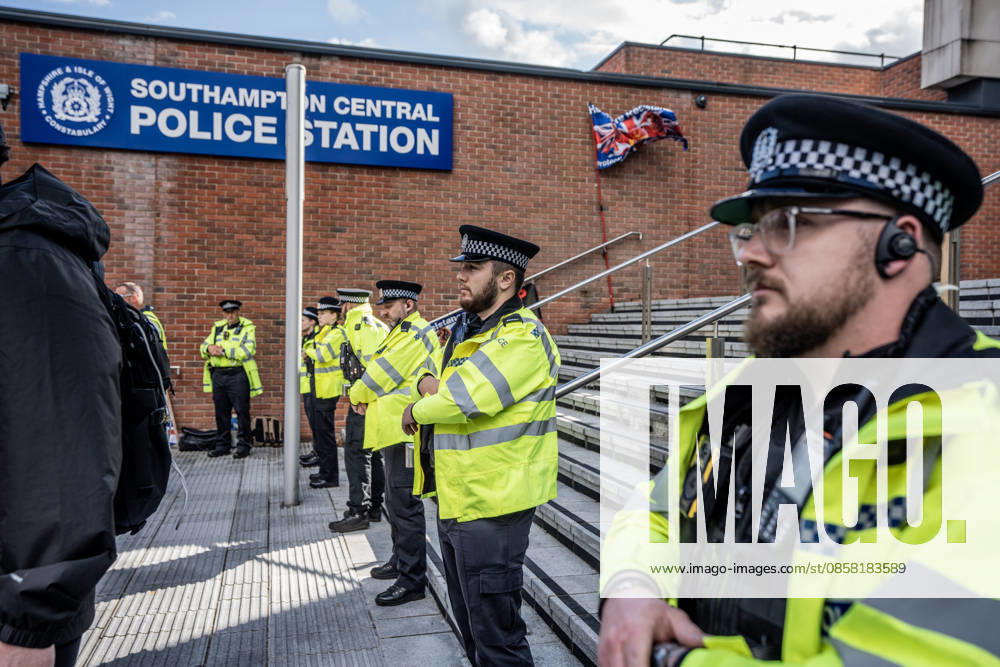 Henry Nowak Southampton flash protest in London - 02 Jun 2026 Police form a cordon outside Southampton Central Police Station as locals gather outside during a flash protest. Southampton locals organized a flash protest following the release of Police body-cam footage of the arrest and subsequent death of Henry Nowak. The 18 year old was handcuffed by Hampshire Constabulary who accused him of racial abuse and did not believe that he had been stabbed. He subsequently bled to death in custody. The protest outside Southampton Central Police Station accused the government of 2 tier policing. London United Kingdom