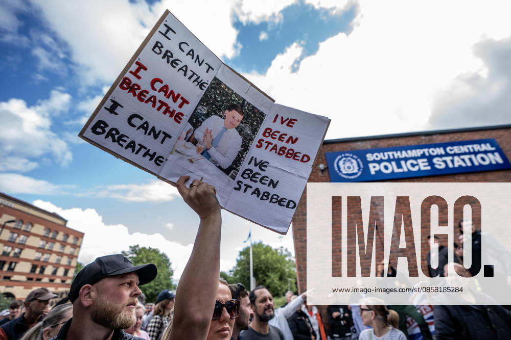 Protestor outside Southampton Central Police Station holds a placard during the rally. Southampton locals organized a flash protest following the release of Police body-cam footage of the arrest and subsequent death of Henry Nowak. The 18 year old was handcuffed by Hampshire Constabulary who accused him of racial abuse and did not believe that he had been stabbed. He subsequently bled to death in custody. The protest outside Southampton Central Police Station accused the government of 2 tier policing. London United Kingdom - ZUMAs197 20260602_aaa_s197_095