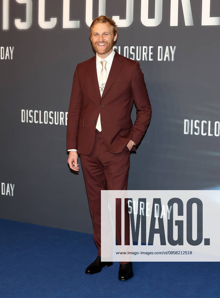 Disclosure Day - Paris Premiere Wyatt Russell attends the Disclosure Day Paris Premiere at Le Grand Rex on June 02, 2026 in Paris, France.