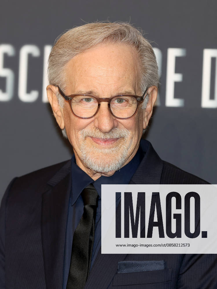Disclosure Day - Paris Premiere Steven Spielberg attends the Disclosure Day Paris Premiere at Le Grand Rex on June 02, 2026 in Paris, France.