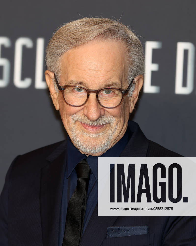 Disclosure Day - Paris Premiere Steven Spielberg attends the Disclosure Day Paris Premiere at Le Grand Rex on June 02, 2026 in Paris, France.