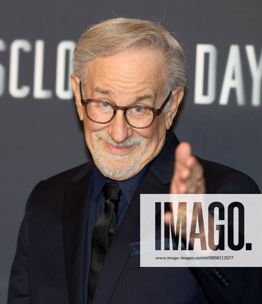 Disclosure Day - Paris Premiere Steven Spielberg attends the Disclosure Day Paris Premiere at Le Grand Rex on June 02, 2026 in Paris, France.