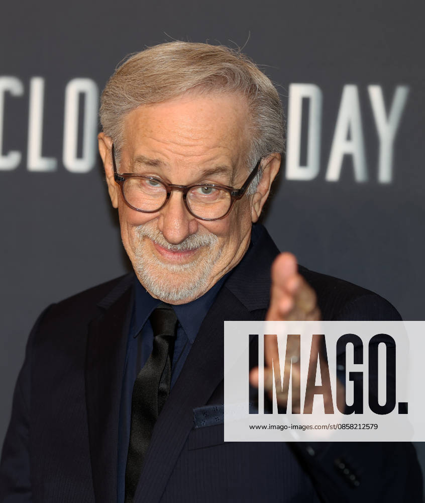 Disclosure Day - Paris Premiere Steven Spielberg attends the Disclosure Day Paris Premiere at Le Grand Rex on June 02, 2026 in Paris, France.