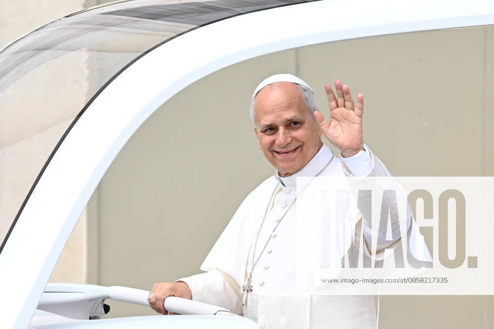 Pope Leo XIV holds his weekly general audience in St. Peter Square, Vatican City, 3 June 2026..ANSA MAURIZIO BRAMBATTI Vatican City VATICAN CITY - ZUMAa110 20260603_zaf_a110_002
