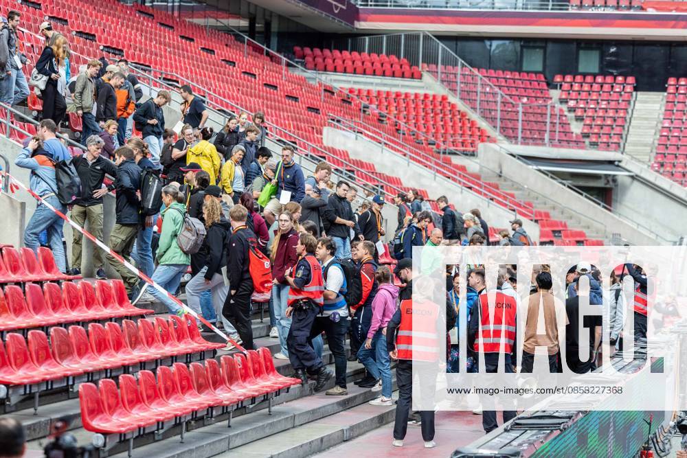 ResConEx 2026 on 03 06 2026 in the RheinEnergieStadion in Cologne Extras are evacuated from the stadium
